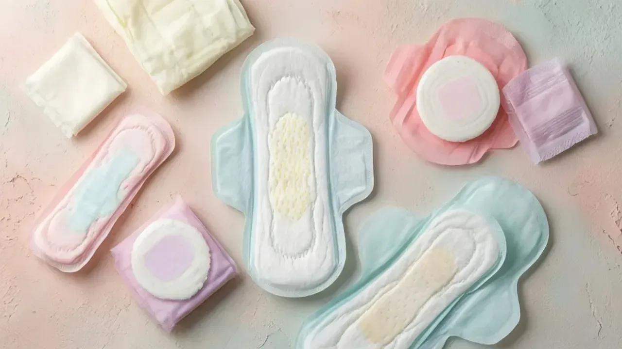 Ile podpasek dziennie to norma? Zasady higieny menstruacyjnej